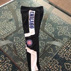 Victoria’s Secret Cubs leggings